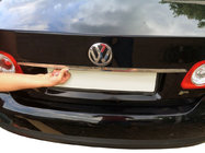 Volkswagen Jetta 2006–2011 Lišta nad SPZ (nerez) fotografie 1