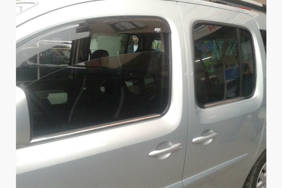 Renault Kangoo 2008–2020 Vnější ozdobné lišty oken (4 ks, nerez) Fotografie 3