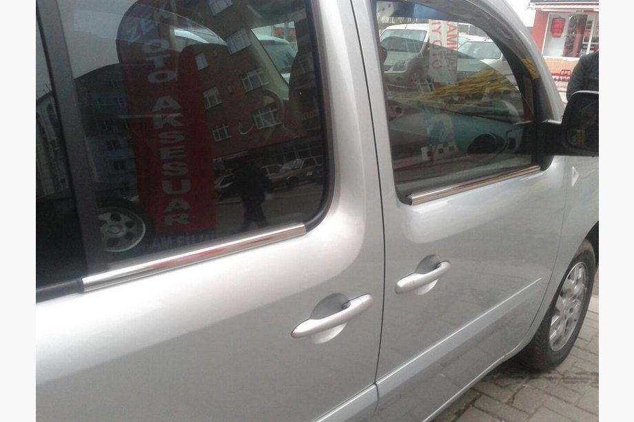 Renault Kangoo 2008–2020 Vnější ozdobné lišty oken (4 ks, nerez) Fotografie 4