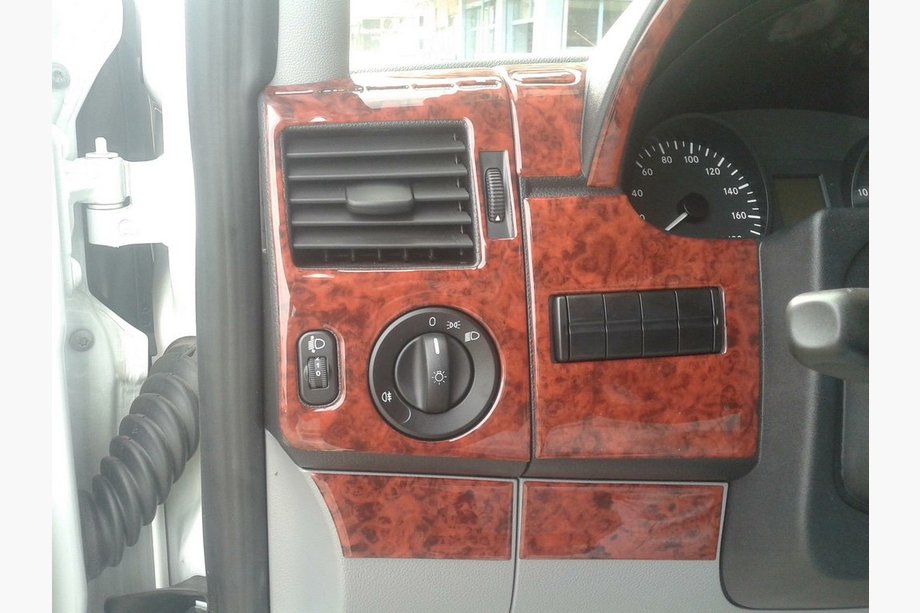 Mercedes Sprinter W906 2006–2018 Dekorativní lišty na palubní desku (Meric, 50 dílů) Fotografie 8
