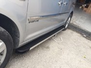 Volkswagen Caddy 2010–2015 Nerezové lišty na dveře (4 ks) Standardní provedení, Carmos – turecká ocel fotografie 1
