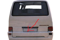Volkswagen T4 Transporter 1990–2003 Lišta na víko kufru (k lakování) fotografie 1