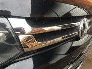 Volkswagen T5 2010–2015 Dělené kryty masky (Carmos, 4 ks, nerez) fotografie 3