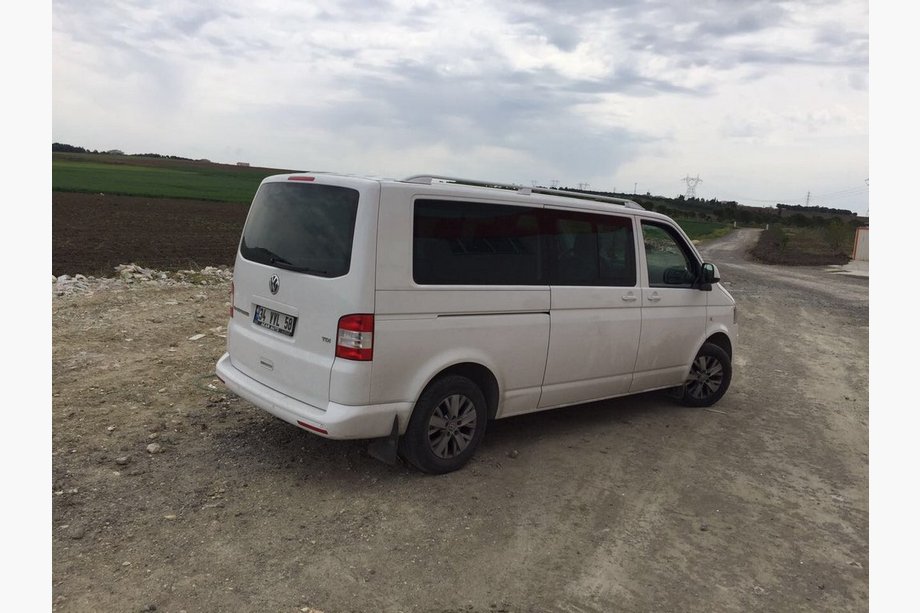 Volkswagen T5 Transporter 2003–2010 Střešní ližiny Skyport (bílé) Fotografie 6