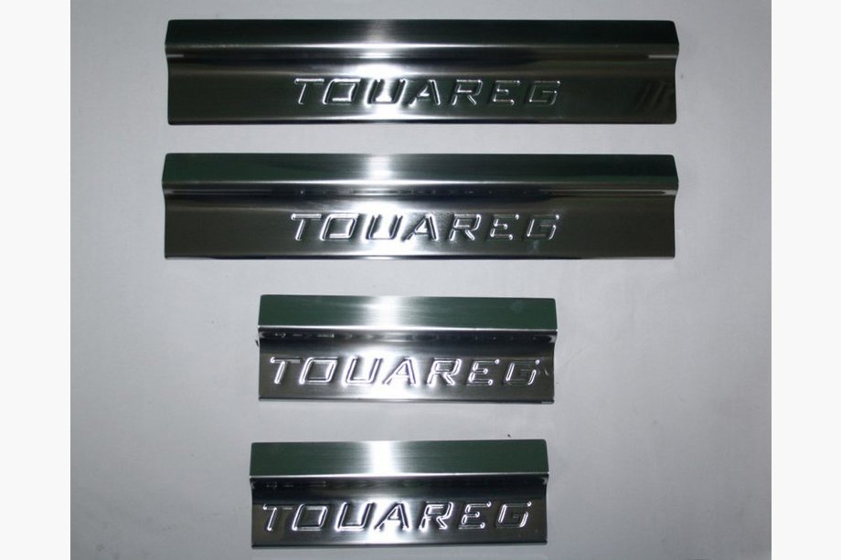 Volkswagen Touareg 2002–2010 Siroke nerezove kryty prahu (4 ks) Image
