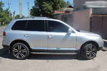 Volkswagen Touareg 2002–2010 Střešní ližiny chrom (plastové patky) Kovová patka fotografie 4