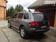 Volkswagen Touareg 2002–2010 Střešní ližiny chrom (plastové patky) Kovová patka fotografie 6