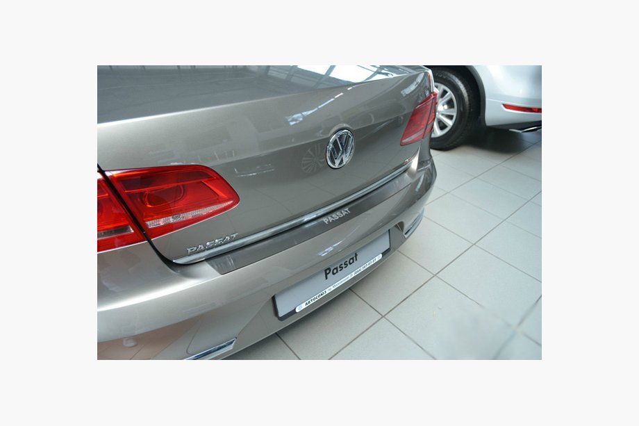 Volkswagen Passat B7 2012–2015 Ochranná lišta zadního nárazníku Nathaniko (nerez) Sedan Fotografie 2