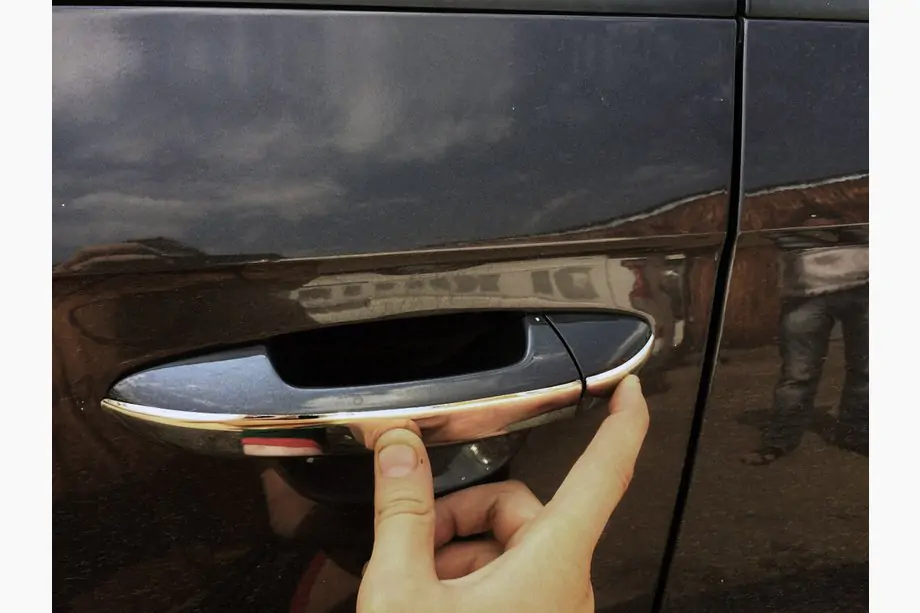 Volkswagen Passat B6 2006–2012 Ploché nerezové kryty klik dveří (4 ks) Fotografie 2