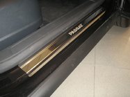 Volkswagen Passat B8 2015–2023 Nerezové kryty prahů Nataniko (4 ks, nerez) fotografie 1