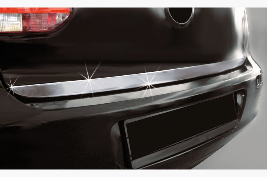 Volkswagen Golf 6 2008–2014 Nerezová lišta hrany víka kufru Fotografie 1