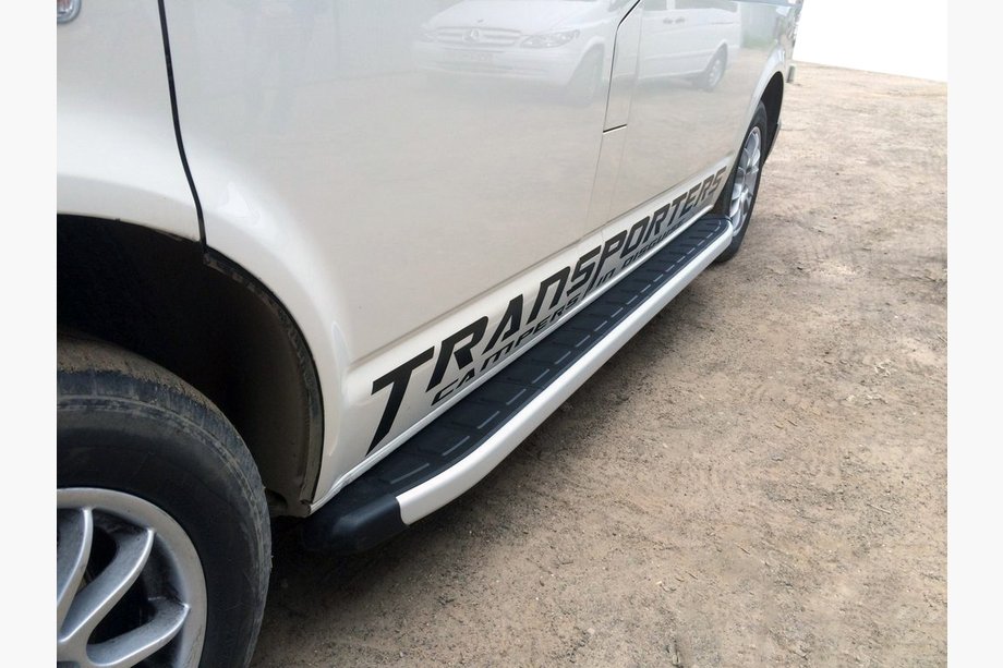 Volkswagen T6 2015–2024 Boční nášlapy Fullmond (2 ks, hliník) Image