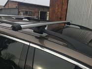 Volkswagen T5 2010–2015 Uzamykatelné střešní příčníky na integrované podélníky (2 ks) fotografie 3