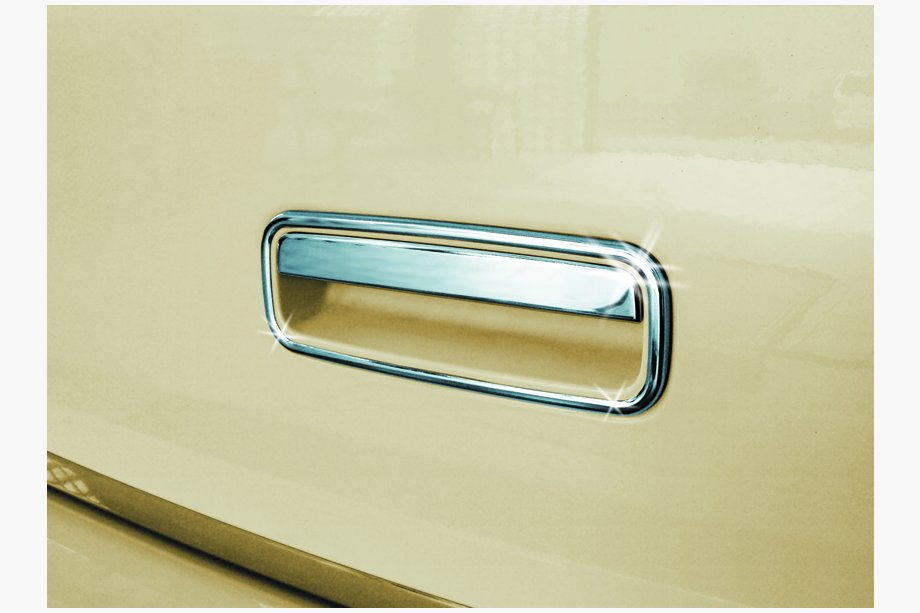 Volkswagen T5 2010–2015 Nerezový kryt kliky víka kufru OmsaLine – italská nerezová ocel Image