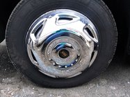 Mercedes Sprinter W906 2006–2018 Nerezové poklice OEM (dvourolíkové, 4 ks) fotografie 2
