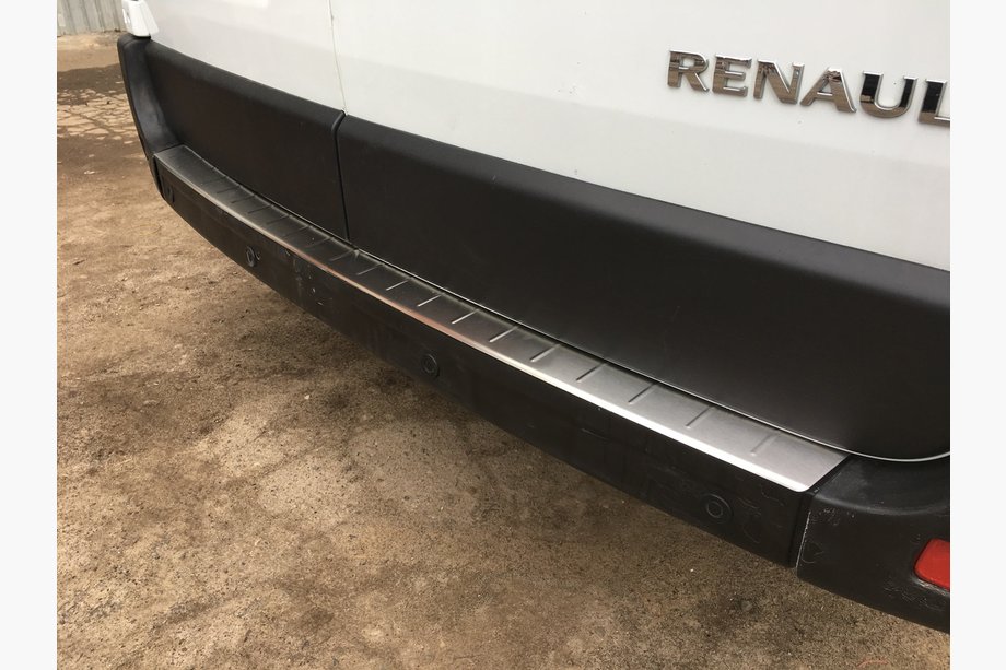 Opel Movano 2010–2021 Nerezová ochranná lišta na zadní nárazník Image