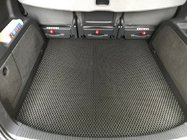 Volkswagen Touran 2003–2010 Vana do kufru (EVA, 5 míst, černá) fotografie 1