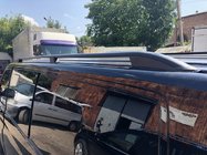 Volkswagen T5 Caravelle 2004–2010 Střešní podélníky Skyport (černé) fotografie 3