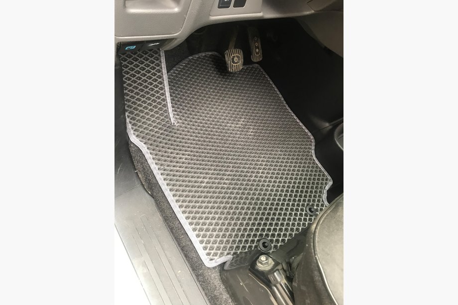 Nissan NV200 2009– EVA autokoberce pro elektromobily (černé) Image