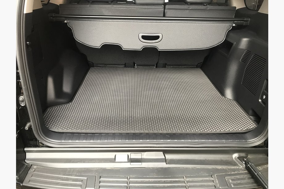 Toyota Land Cruiser Prado 150 2009–2023 Vana do kufru pro 5místné provedení 2018+ (EVA, černý) Image