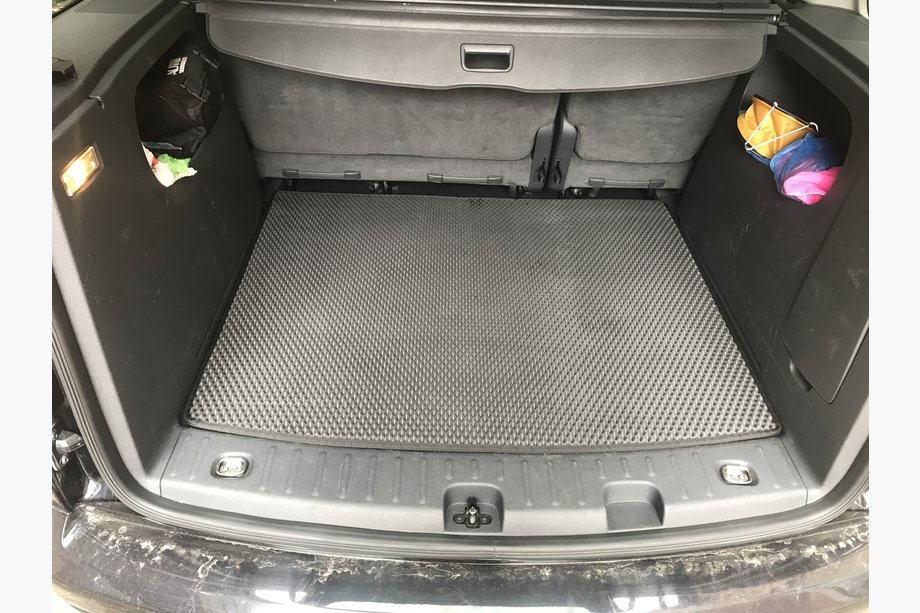 Volkswagen Caddy 2004–2010 Standardní vana do kufru (EVA, černá) Image