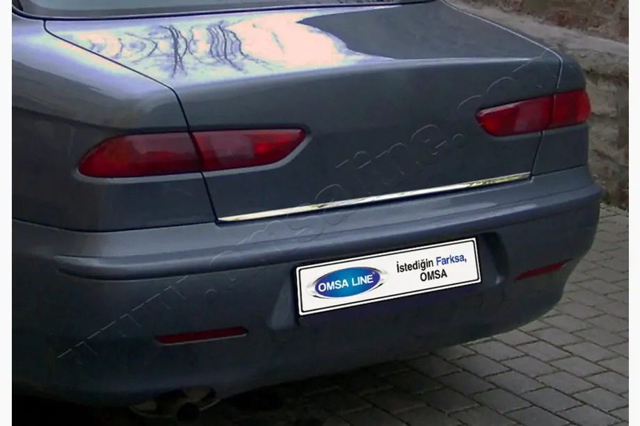 Alfa Romeo 156 1997–2007 Nerezová lišta na hranu víka kufru Fotografie 1