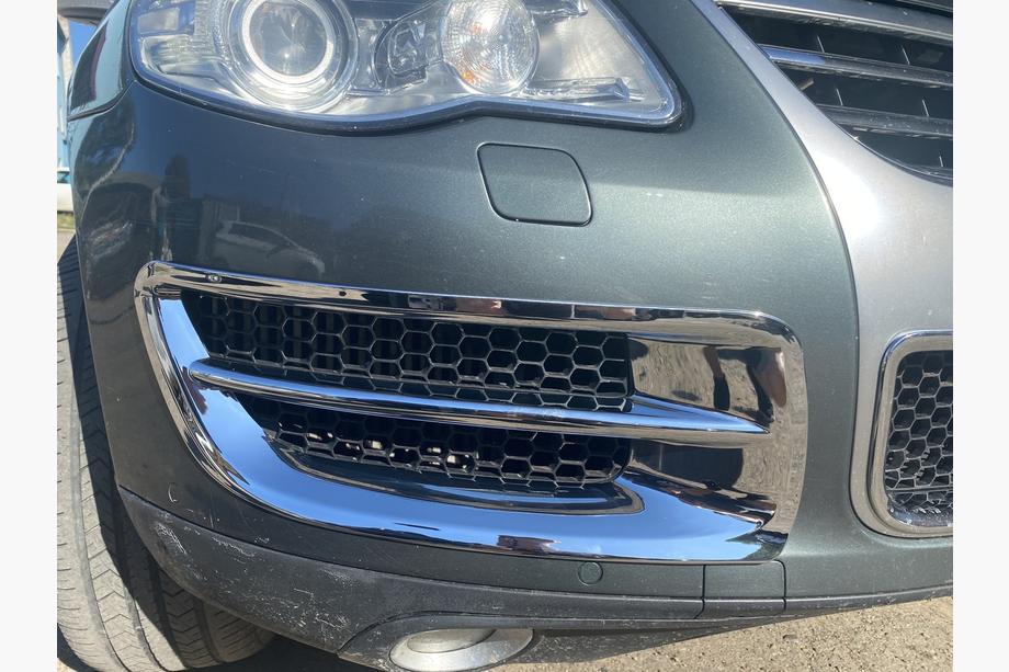 Volkswagen Touareg 2002–2010 Kryty mlhovek 2008-2010 (2 ks, plast) Image
