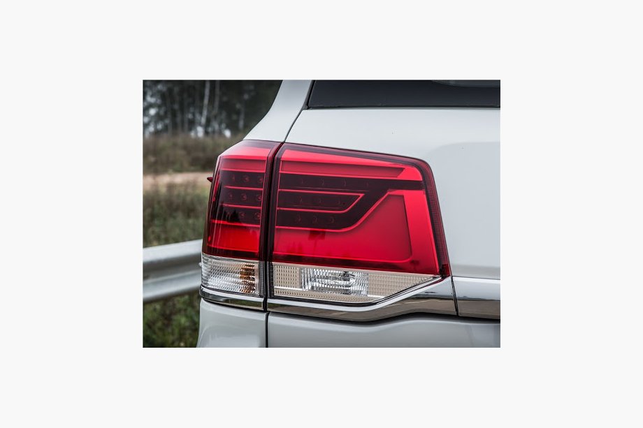 Toyota Land Cruiser 200 2007–2021 Zadní světla 2016+ (ORIGINÁL) Image