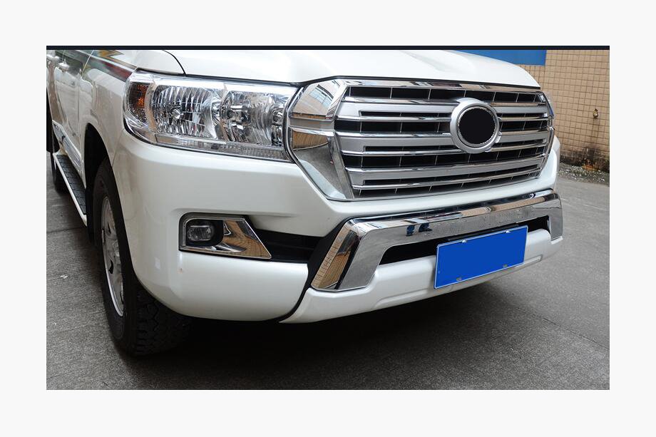 Toyota Land Cruiser 200 2007–2021 Přední lip spoiler 2012-2016 (EA-style, bez spodního lemu) Image