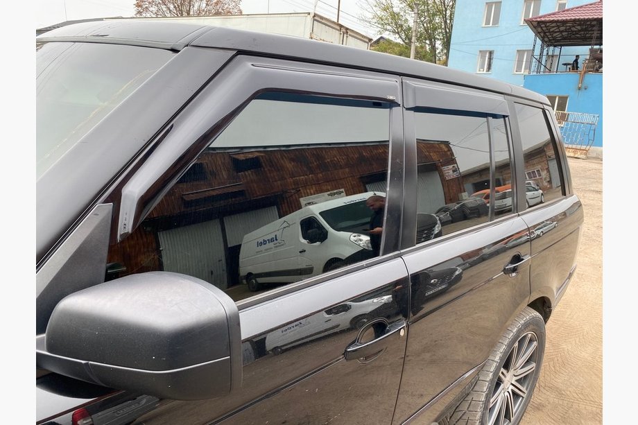 Range Rover III L322 2002–2012 Ofuky oken (4 ks, Niken) Image