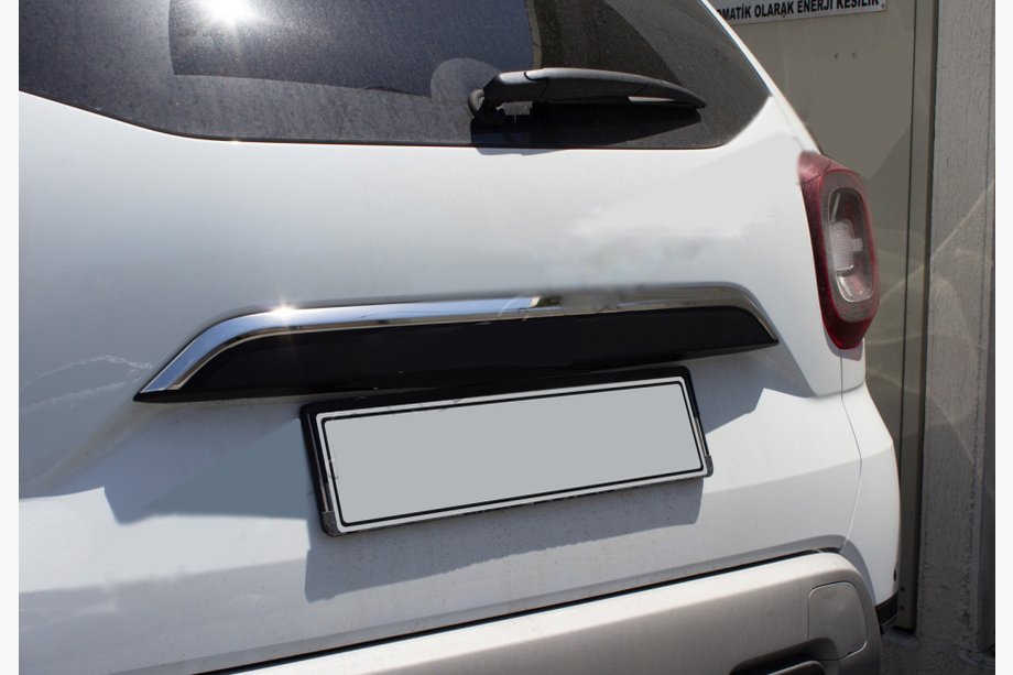 Dacia Duster 2018–2024 Nerezová lišta nad SPZ Image