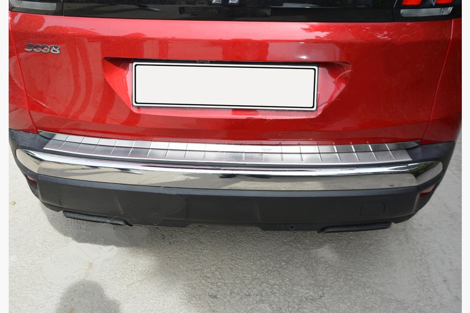 Opel Grandland X 2017– Nerezová lišta hrany víka kufru Image