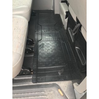 Zadní gumové koberečky do interiéru (2 ks, Polytep) Volkswagen T5 Transporter 2003–2010 fotografie 1