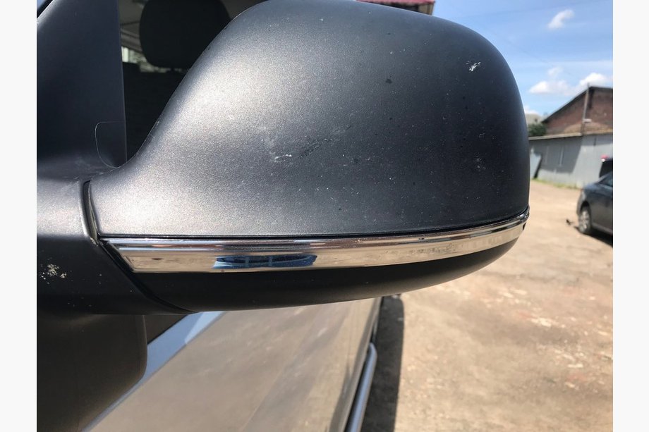 Volkswagen Amarok 2010–2022 Nerezové lišty na zrcátka (2 ks) Image