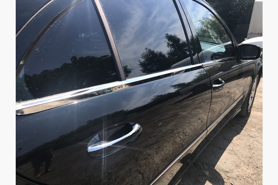 Mercedes E-class W211 2002–2009 Vnější okenní lišty (nerez) SD, OmsaLine – italská nerezová ocel (4 ks) Image