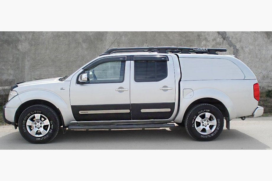 Nissan Navara 2006–2015 Hardtop Canopy Commercial Image