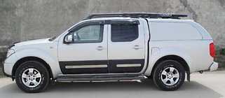 Nissan Navara 2006–2015 Hardtop Canopy Commercial fotografie 1