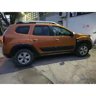 Dveřní lišty V1 (4 ks, ABS) Dacia Duster 2018–2024 fotografie 1