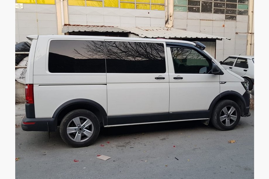 Volkswagen T5 Transporter 2003–2010 Sada moldingů a lemů blatníků (11 dílů) 1 dveře, krátký rozvor Fotografie 7