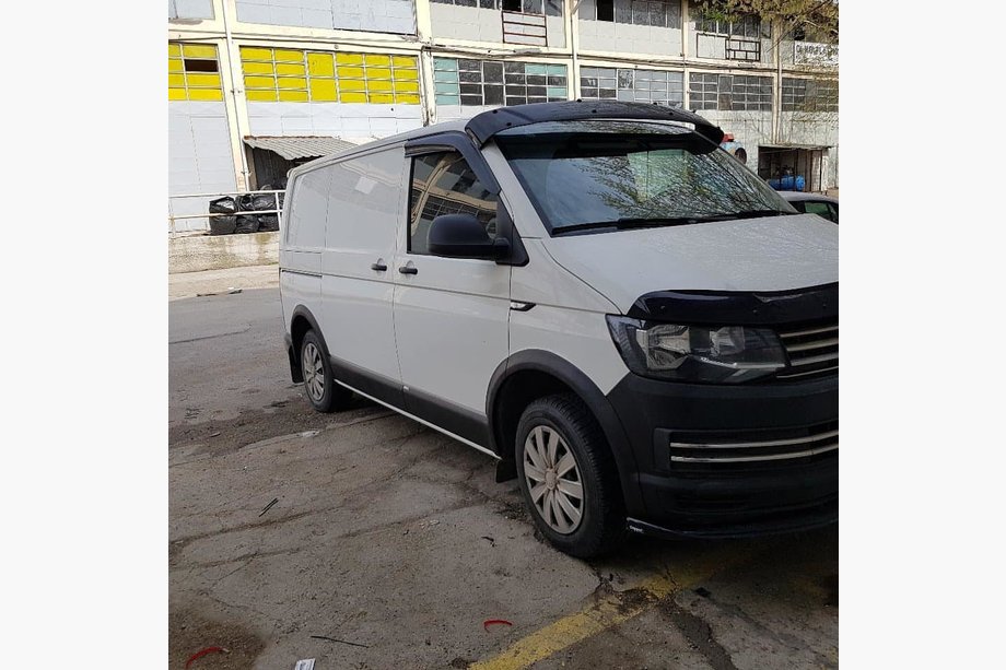 Volkswagen T5 Transporter 2003–2010 Sada moldingů a lemů blatníků (11 dílů) 1 dveře, krátký rozvor Fotografie 3