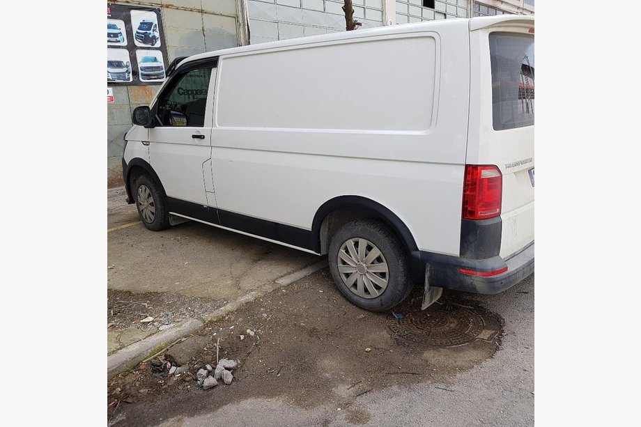 Volkswagen T5 Transporter 2003–2010 Sada moldingů a lemů blatníků (11 dílů) 1 dveře, krátký rozvor Fotografie 5