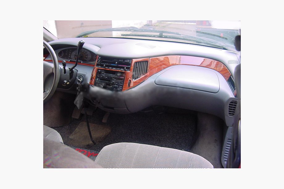Toyota Previa 1990–2000 AKCE! Dekorativní lišty na palubní desku v dekoru světlého dřeva (1994-1997) Image