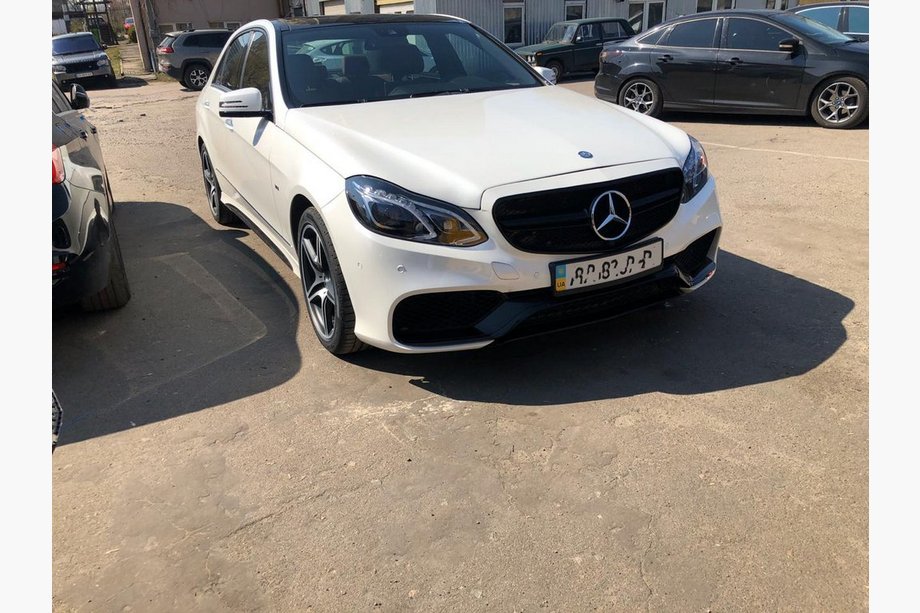 Mercedes E-Class W212 2009–2016 Kompletní bodykit E63 AMG (pro 2013-2016) Fotografie 24