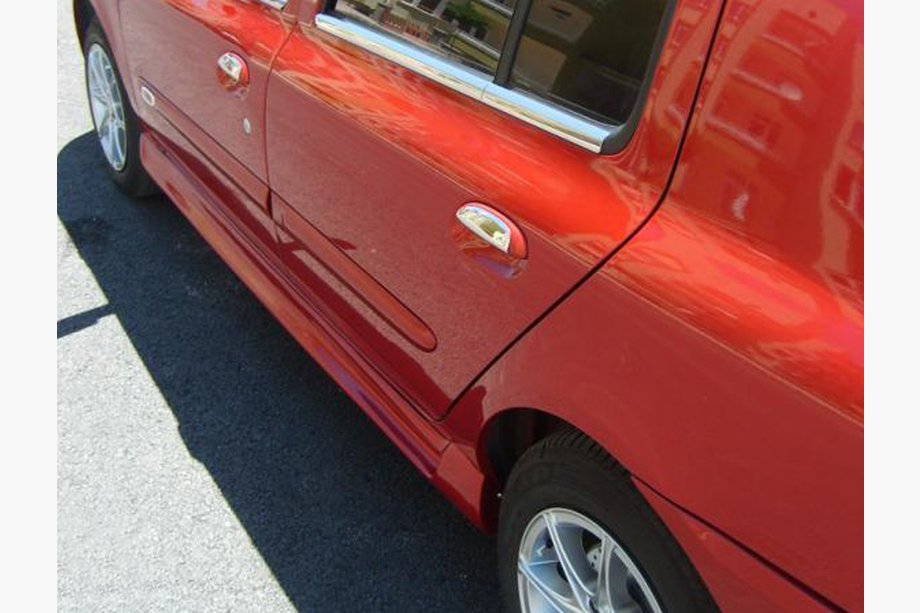 Renault Symbol 2008–2013 Boční prahy (k lakování) Image