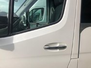 Mercedes Sprinter W907/W910 2018– Nerezové kryty klik dveří 4 ks, OmsaLine – italská nerezová ocel fotografie 1