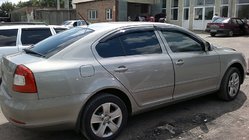 Skoda Octavia II A5 2010–2013 Okenní deflektory LiftBack (4 ks, SIM) fotografie 1