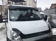 Iveco Daily 2006–2014 Kšilt na čelní sklo V1 (černý lesk, 5 mm) fotografie 1