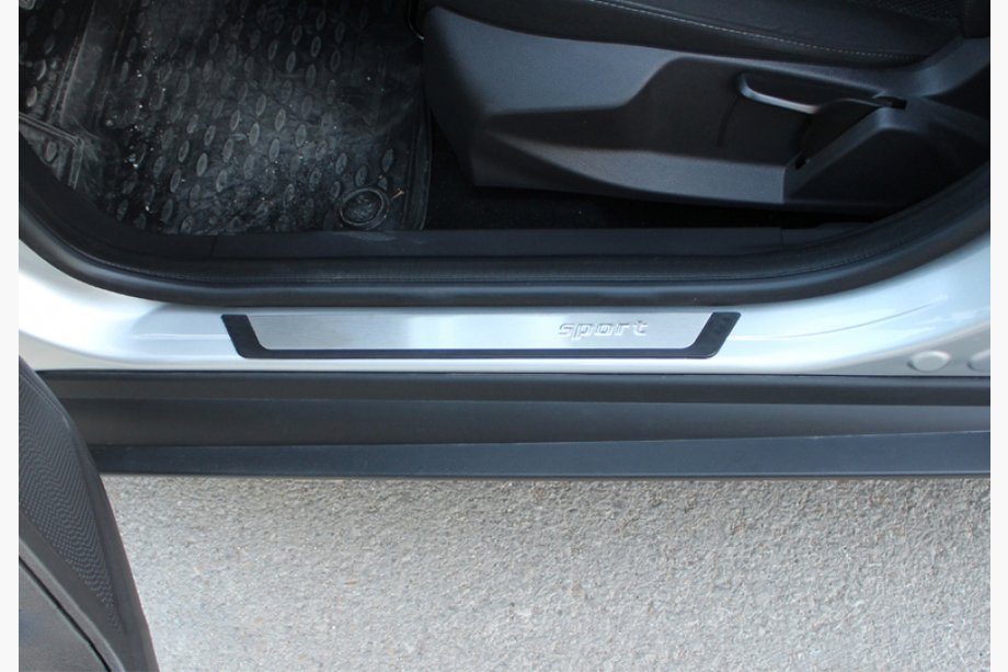 Volkswagen Golf 6 2008–2014 Zimní kryty chladiče Lesklá Fotografie 5