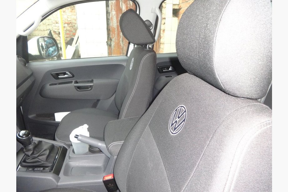 Volkswagen Amarok 2010–2022 Autopotahy (látkové, Classik) Image