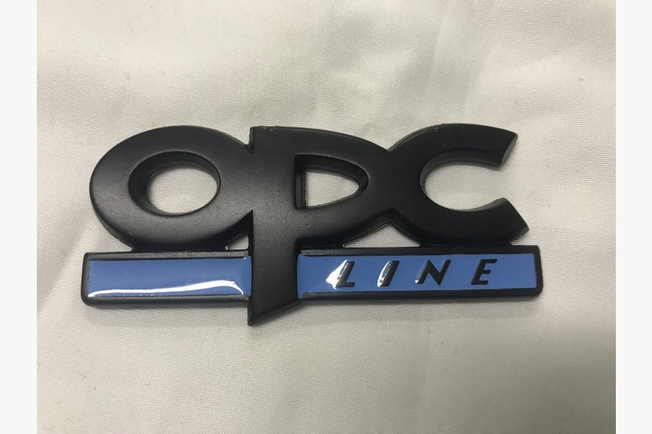 Opel Kovový emblém OPC Line (černý) Image